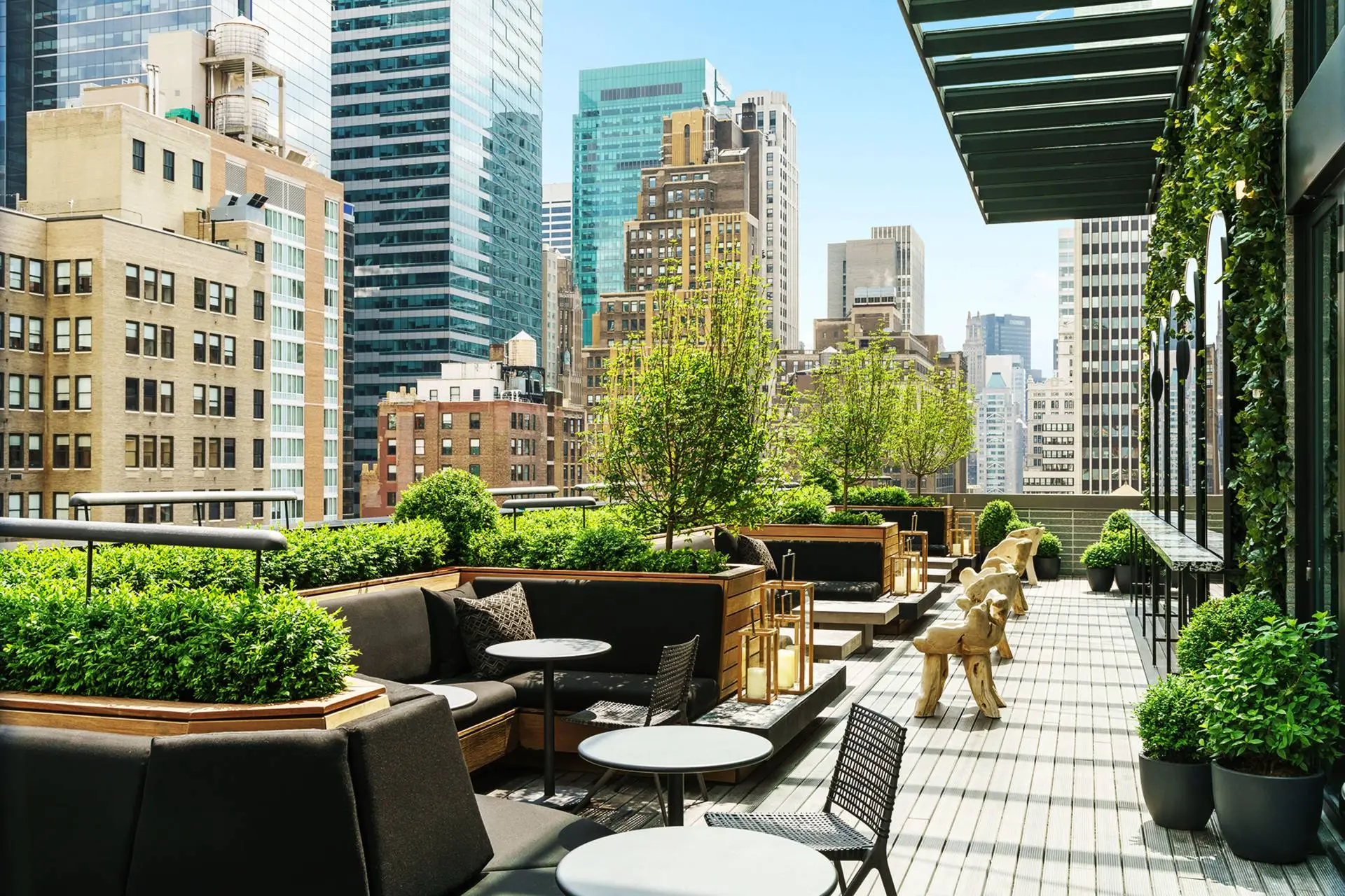 Sunday Welcome Reception rooftop venue in Midtown Manhattan